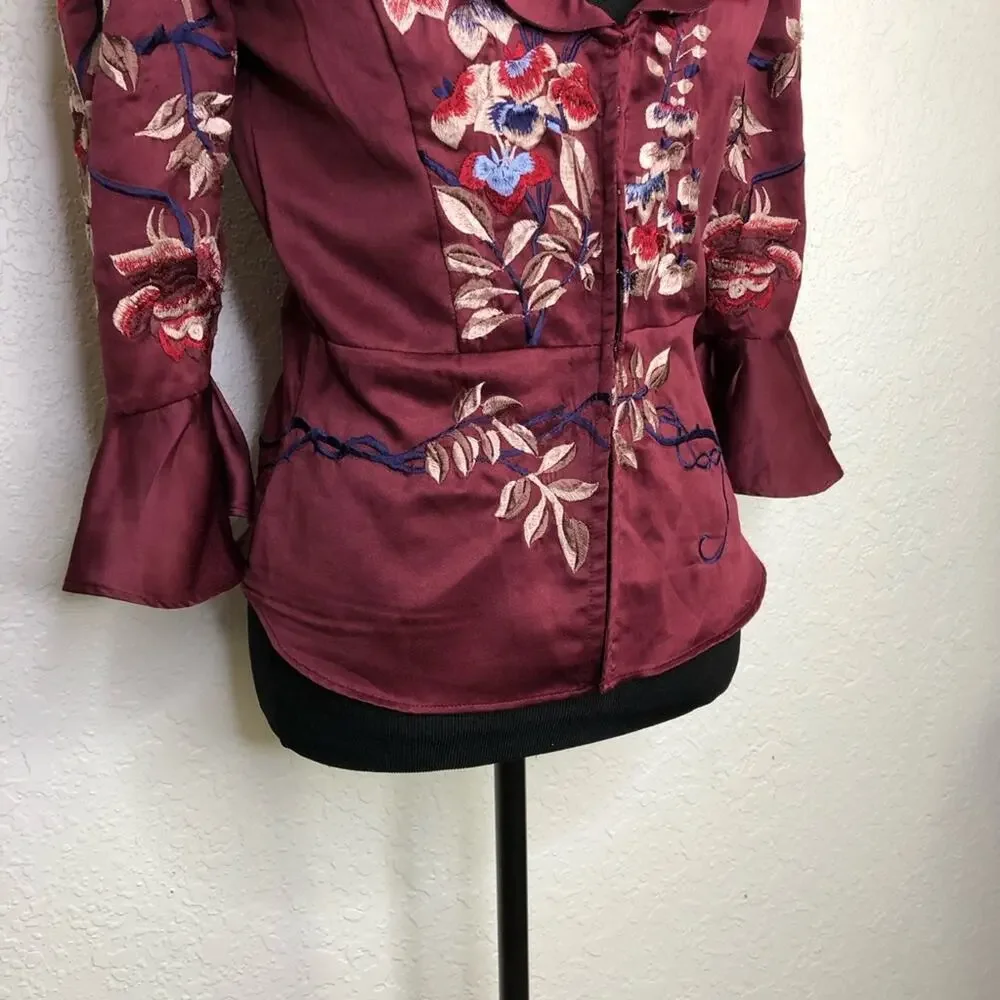 Free People maroon red embroidered floral collared hook front top size Small
